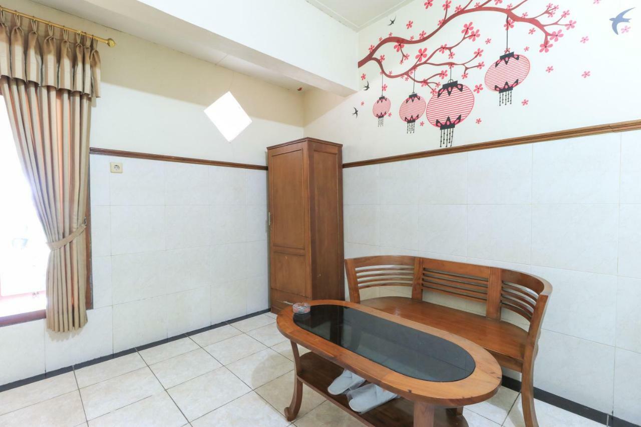 Naga Mas Hotel Mojokerto Ngoại thất bức ảnh